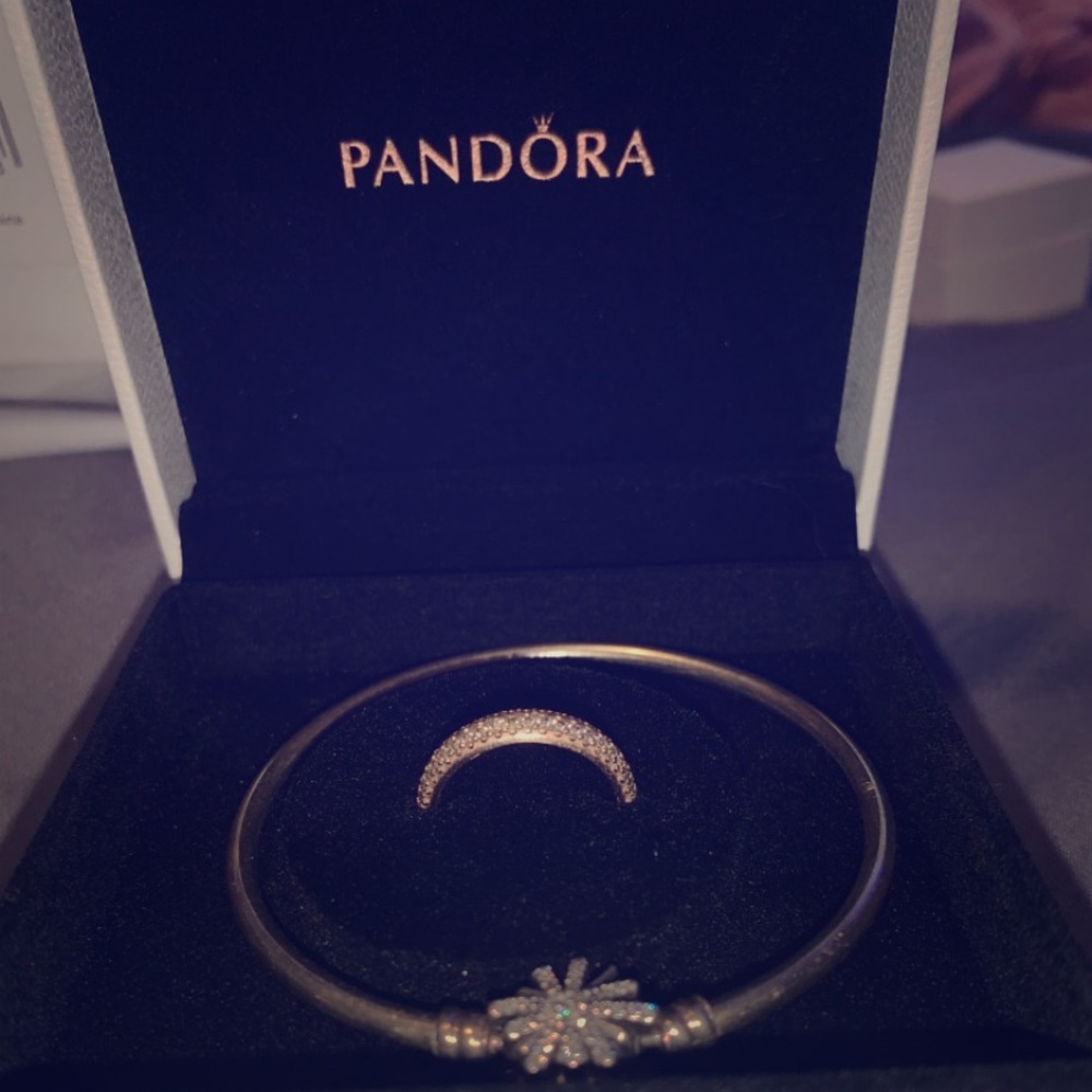 Pandora ring and bracelet set